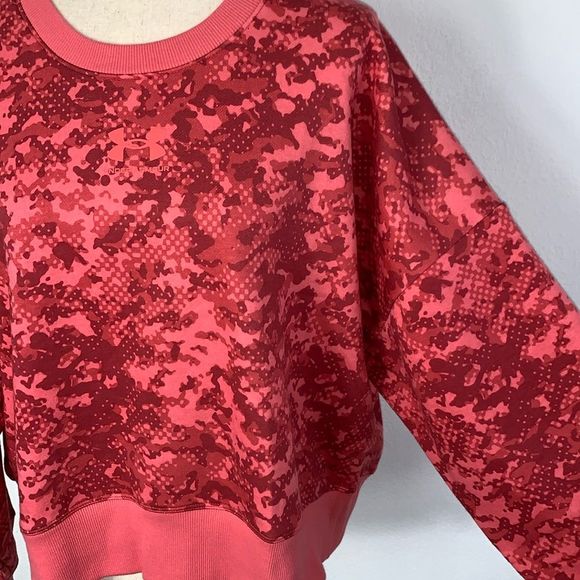 NWT Under Armour Rival Fleece Camo Crew Pullover Sweatshirt Calypso Pink - Picture 5 of 10